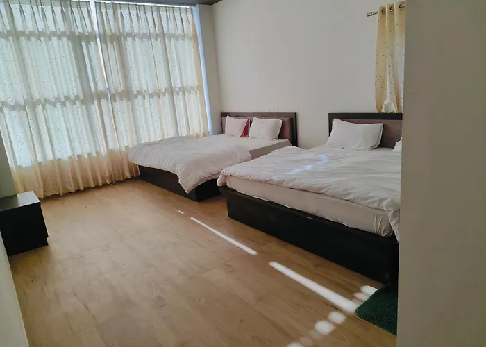 Hotel Ananya Fairview